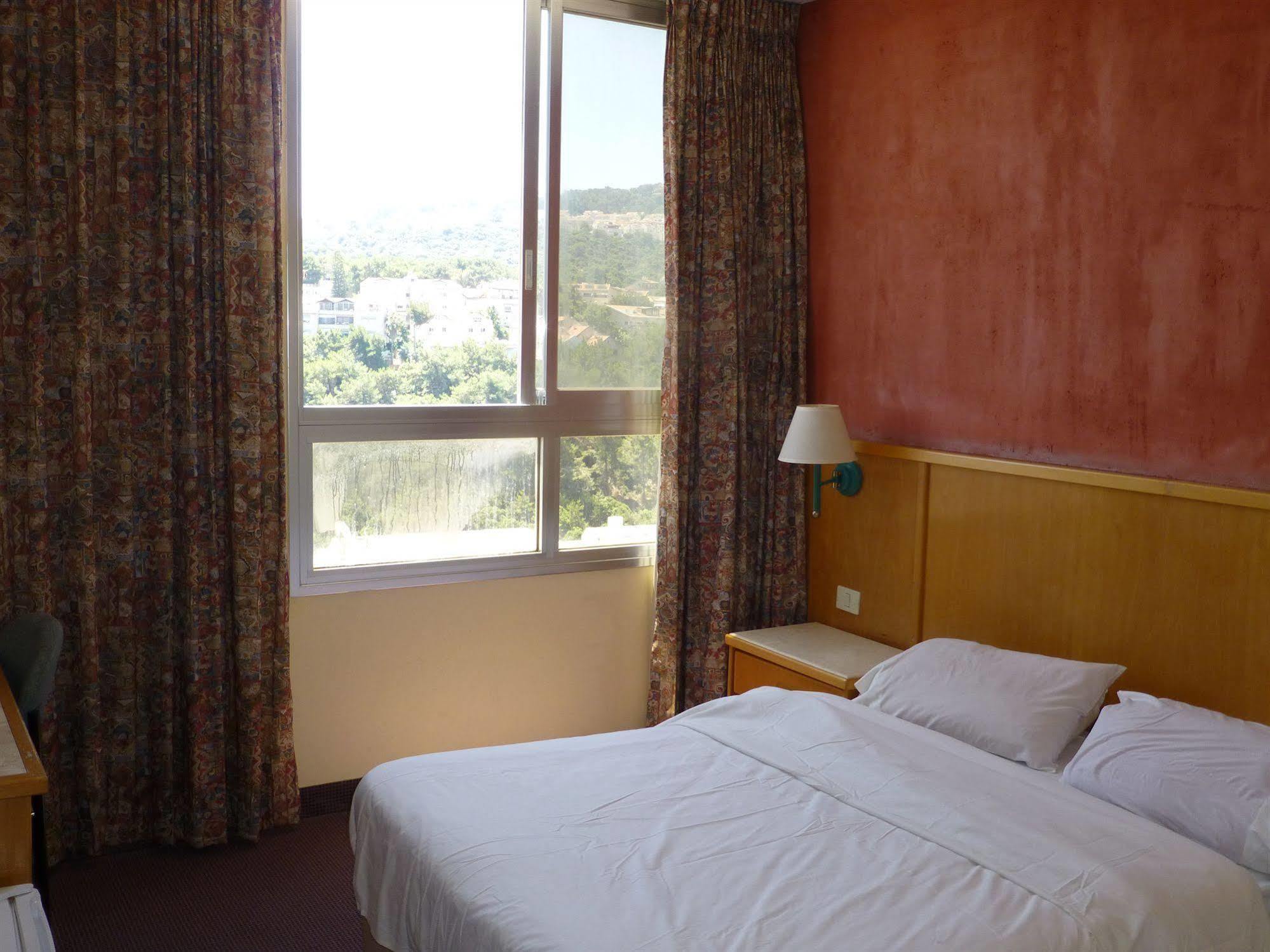 Marom Hotel Haifa Exterior photo
